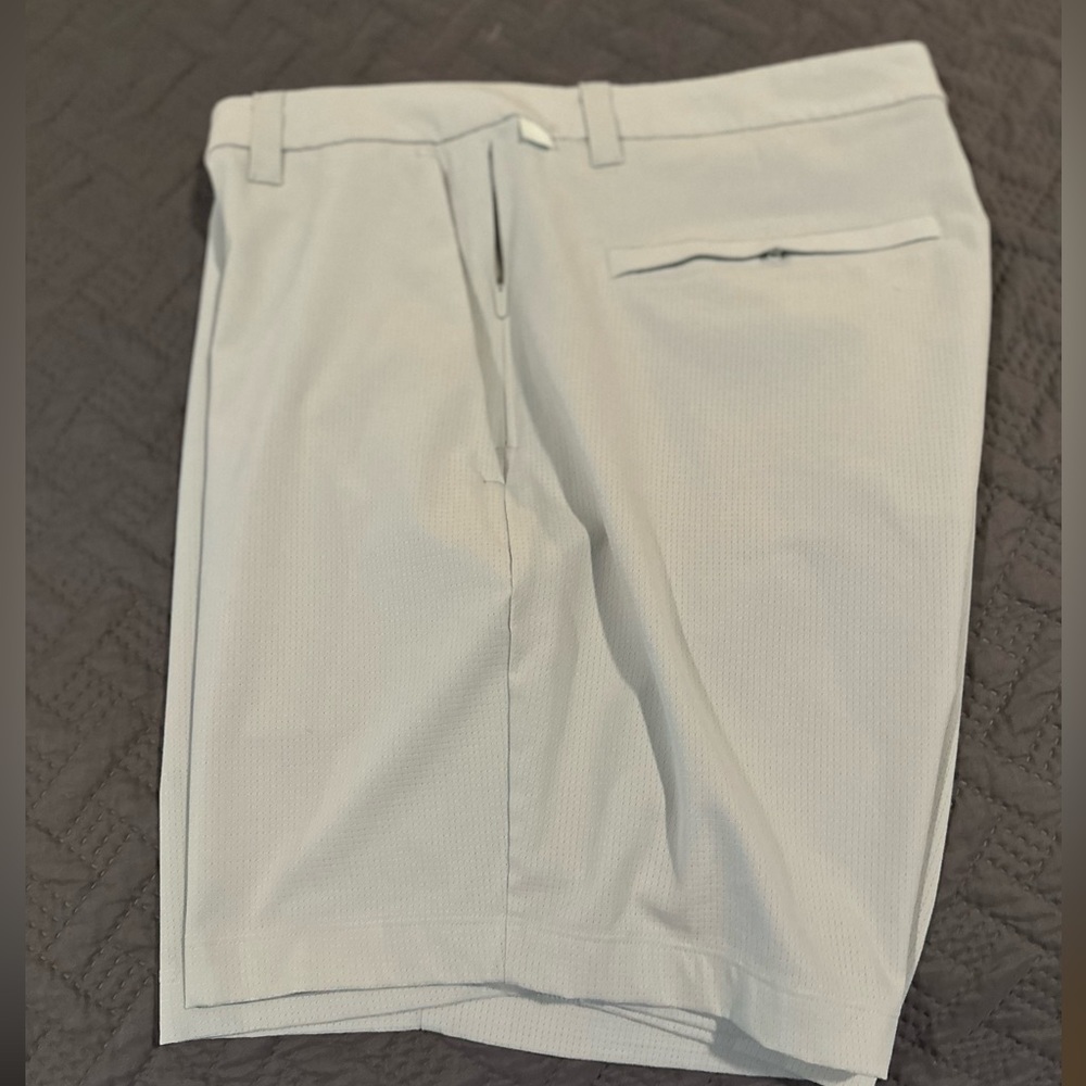 Mens Lululemon casual shorts
